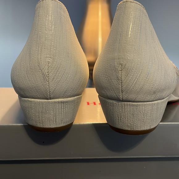 Rod Hommerson Tina White Laser Stripe Fabric, Size 11.5 - Picture 4 of 7